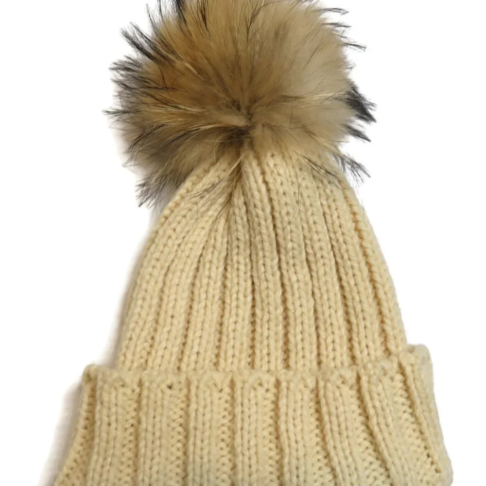 HIPL beige pom
